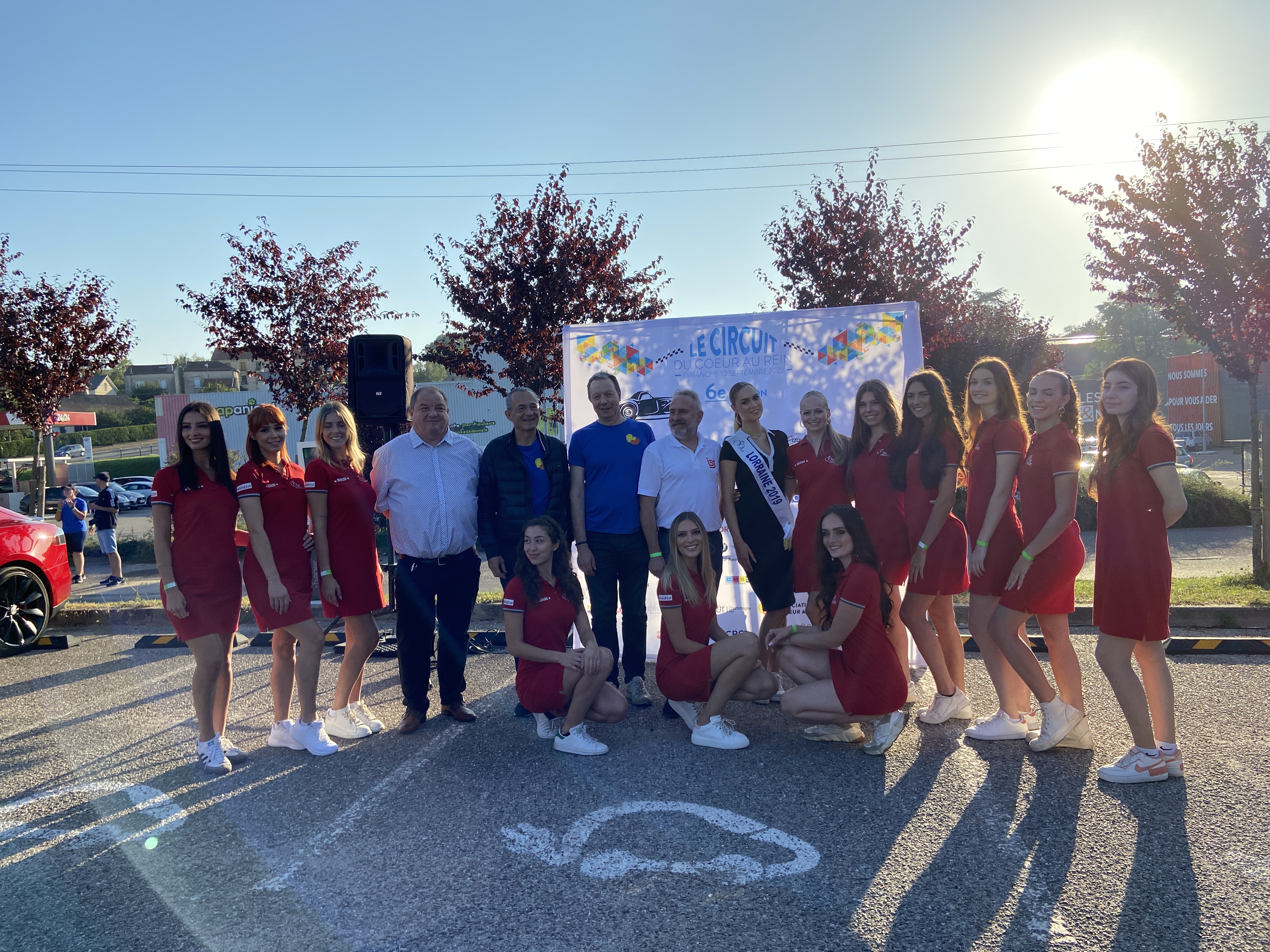 CCR 2023 : Roger SILLAIRE, maire d'Ecrouves avec les candidates Miss Lorraine 2023