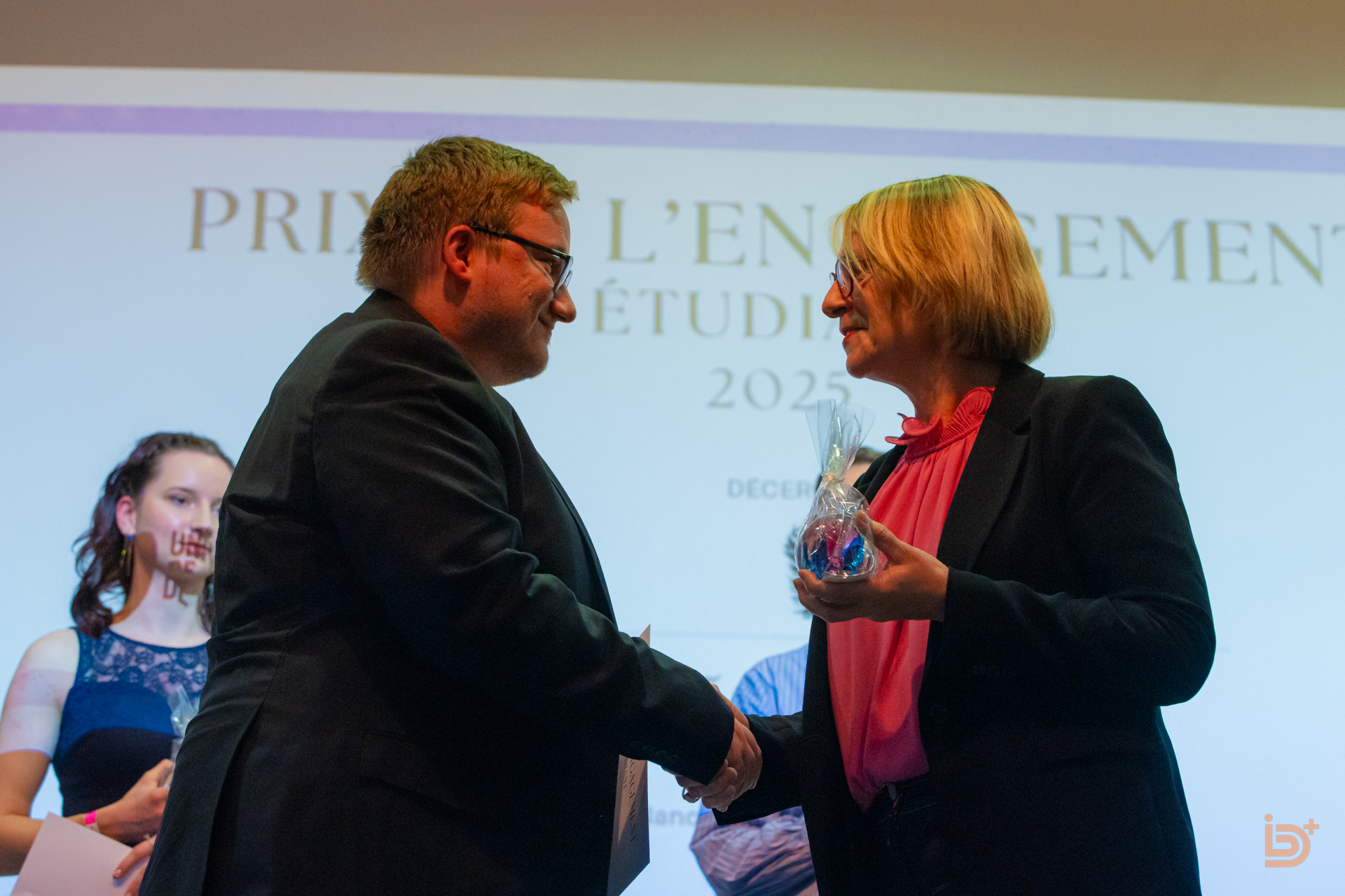 Remise du prix de l'engagement étudiant à Maxime FETTER au CHRU de Nancy