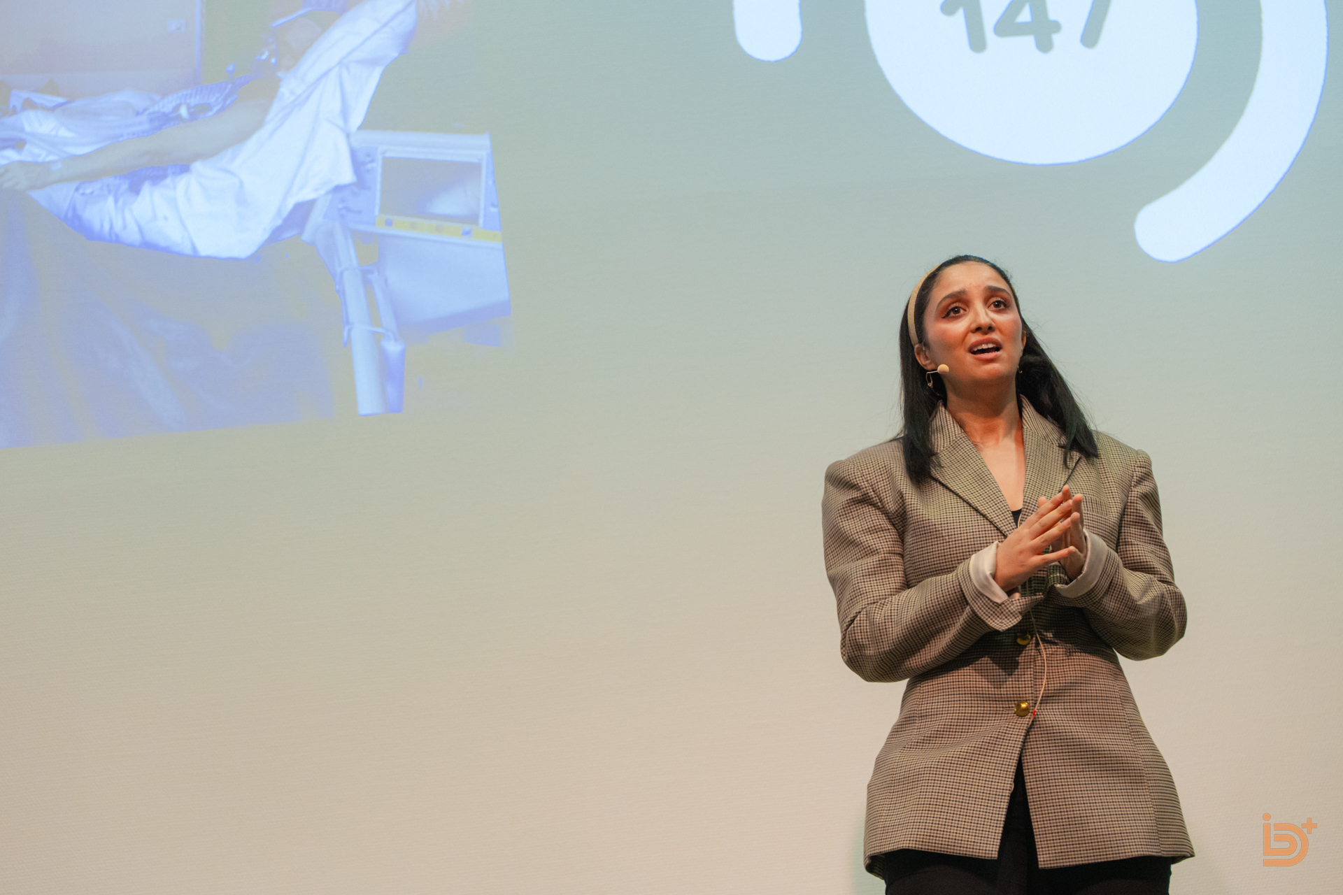 Hadil MAADADI présente son projet "Comprendre et traiter la thrombose : un nouveau traitement pour sauver les vies de demain"