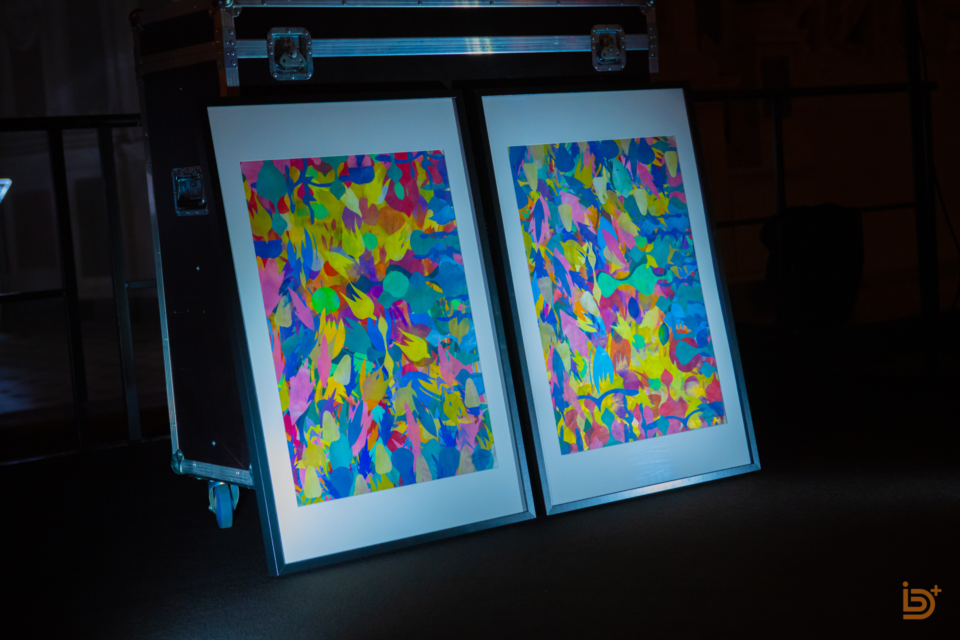 Dyptique 'Vortex de connaissances" de Vera IVANAJ, premier lot de la tombola du gala 2025